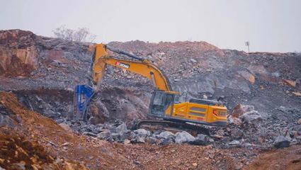 日產(chǎn)數(shù)千噸!看徐工大挖如何&ldquo;玩轉(zhuǎn)&rdquo;綠色礦山開采