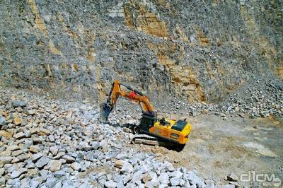 黃金內核&middot;與眾不同:山推&ldquo;一路厚道客戶行&rdquo;走進山西礦山